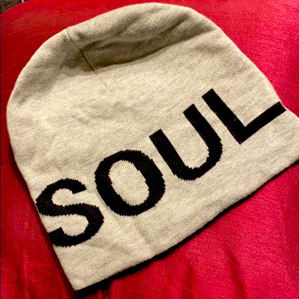 SoulCycle Soul Beanie with Chicago NWT super soft